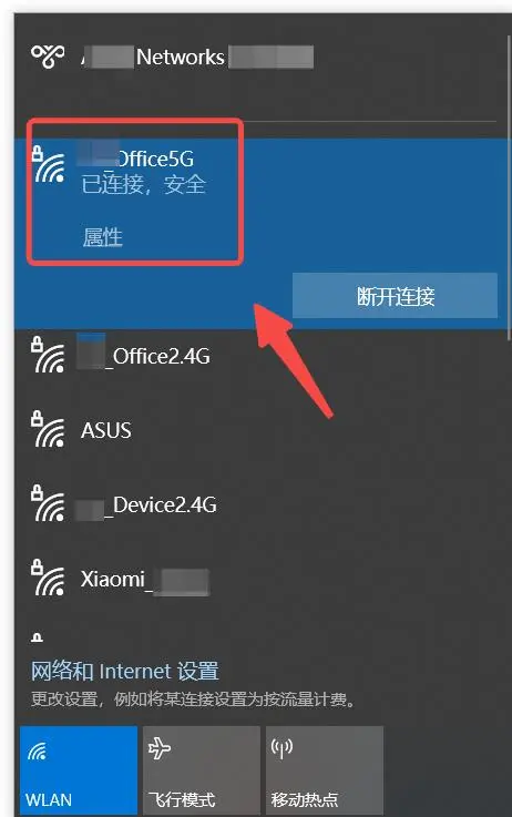 �(q��)�Ӿ��`